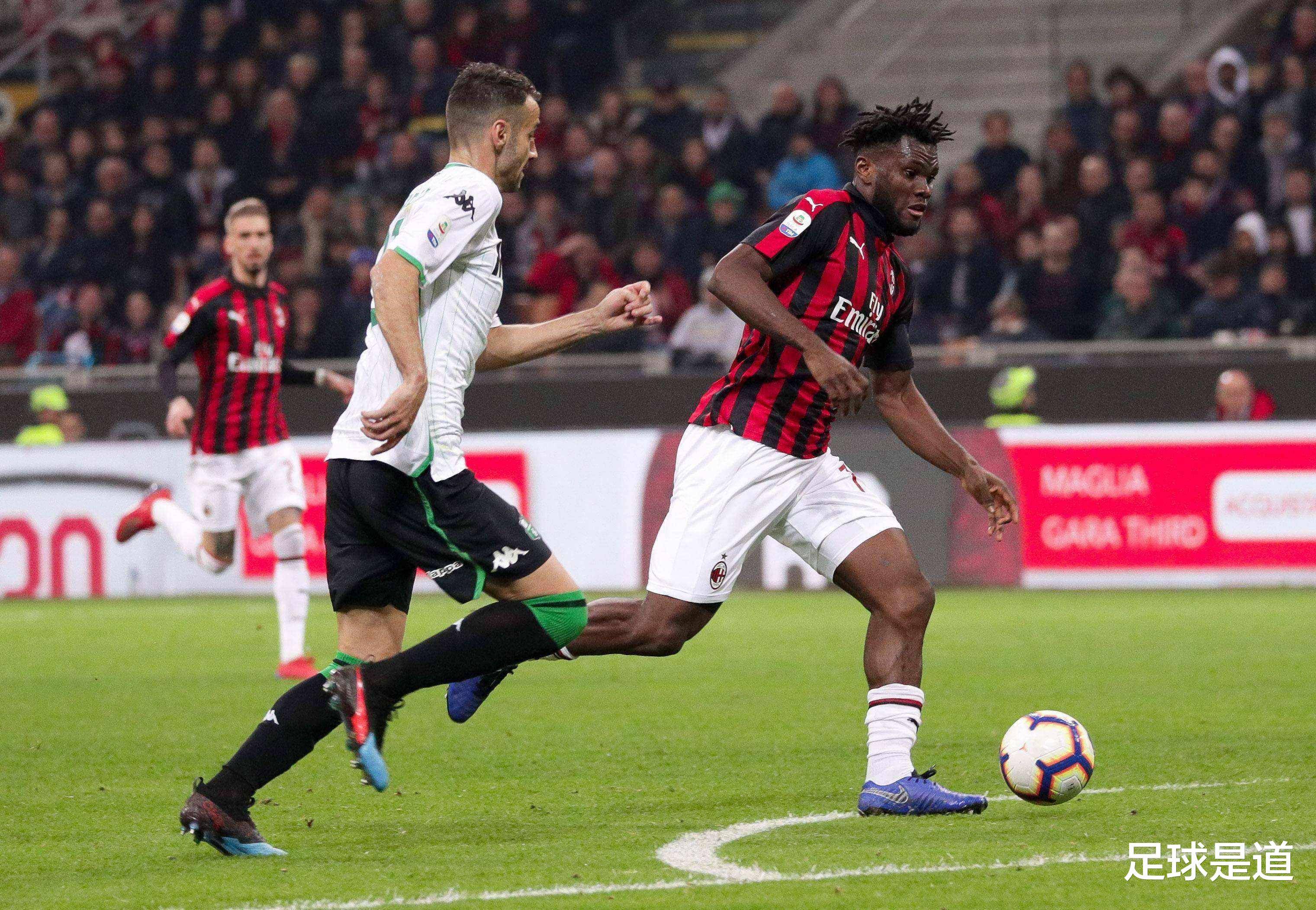 LOL英雄联盟投注平台-加时末段体能课后，皇家社会防线松动备战欧篮联，管理层满意，更衣室氛围转暖的简单介绍